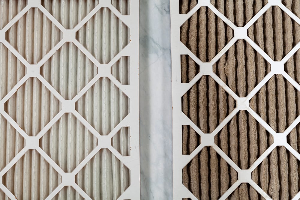 Side-by-side comparison of two air filters: a clean filter on the left and a dirty filter on the right. Both filters have a diamond-shaped grid pattern.